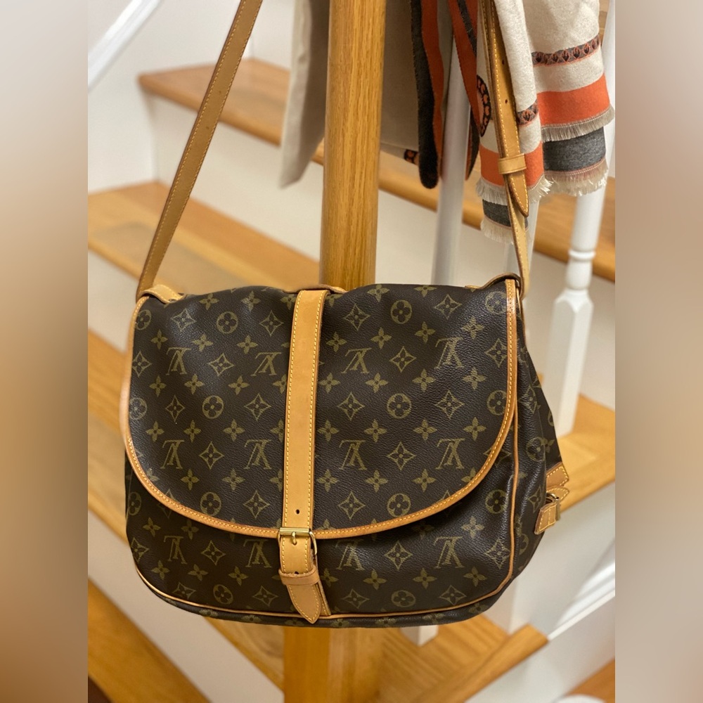 Louis Vuitton Saumur 35 classic bag - Picture 3 of 14